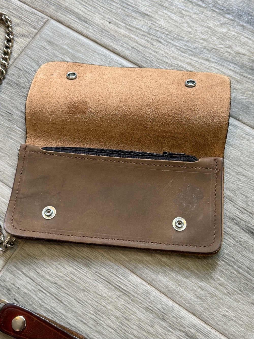 Handmade Brown Genuine Leather Biker Trucker Security Chain Wallet - Picture 3 of 6